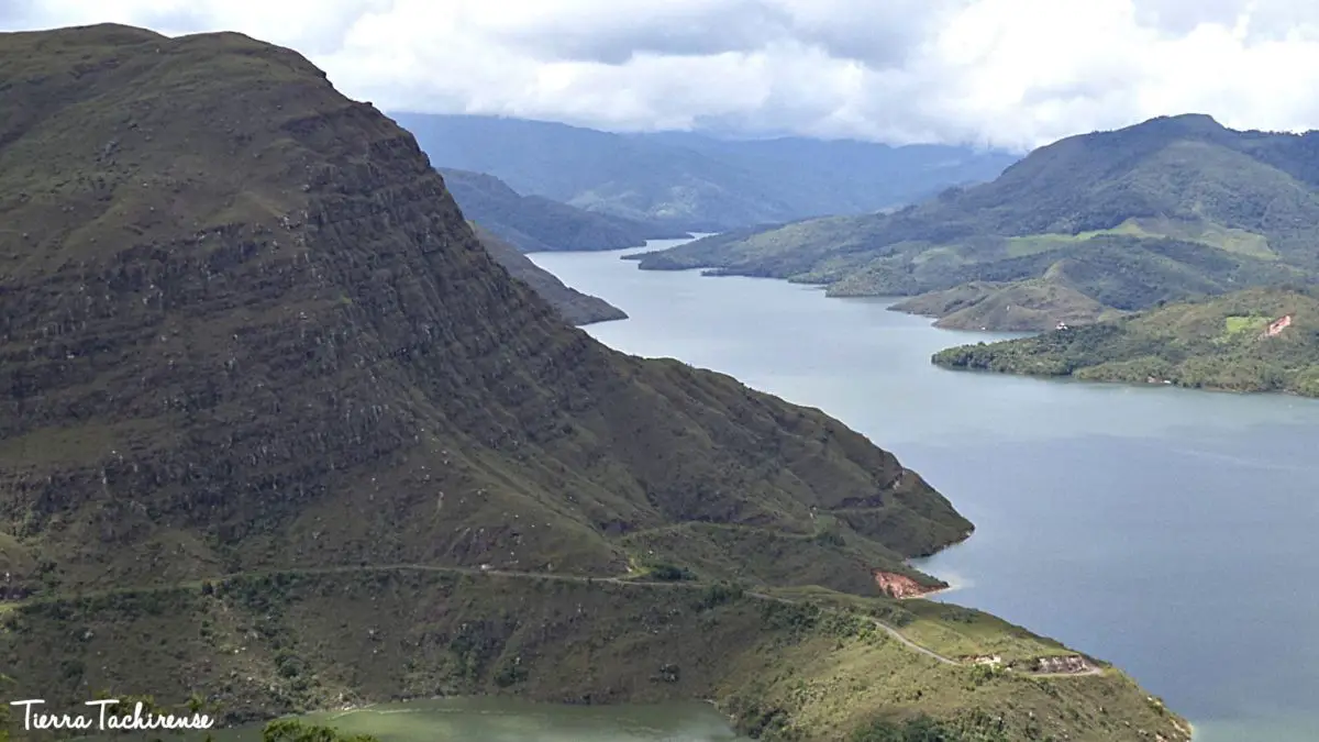 Río Uribante. Venezuela