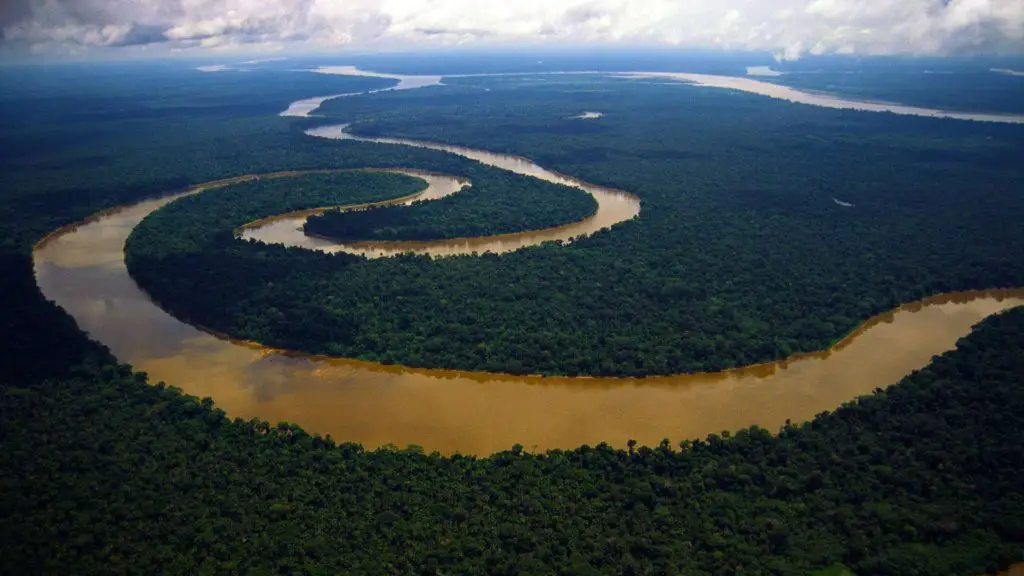 longitud del rio amazons