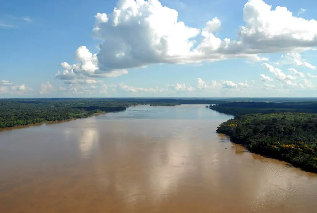rio madeira en brasil