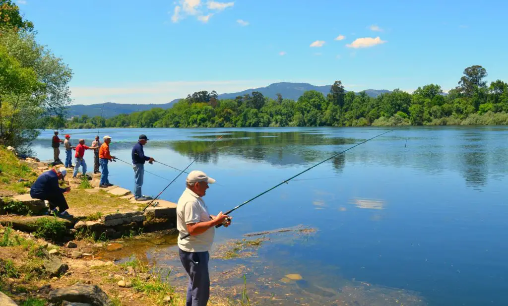RÍO MIÑO : Nacimiento, Afluentes, y todo lo que desconoce.