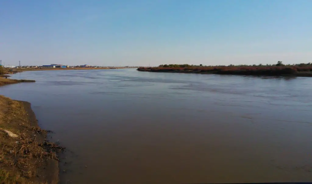 vista del rio sir daria