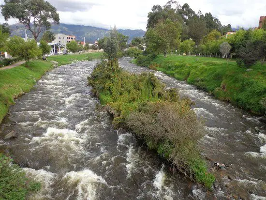 vista del rio tomebamba
