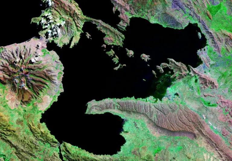 Conoce El Lago Titicaca El M S Alto Del Mundo