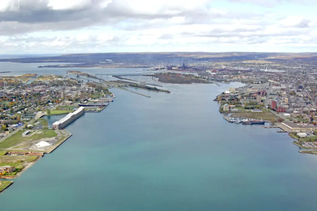 CONOCE TODO ACERCA DEL INCREÍBLE LAGO SUPERIOR