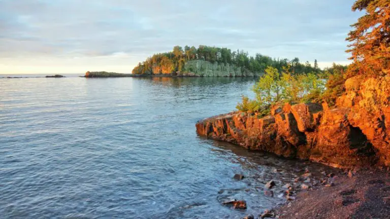 CONOCE TODO ACERCA DEL INCREÍBLE LAGO SUPERIOR